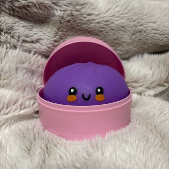 Mystery Valentines Squishy Dumplings - Picture 3 of 6